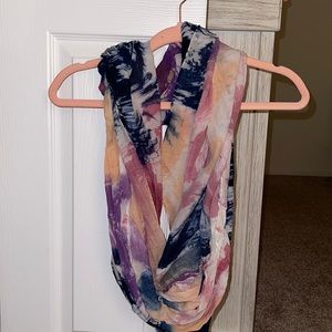 Multicolor scarf
